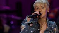 Miley Cyrus - Get It Right (Live on MTV Unplugged)