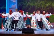 Русский народный хор имени М.Е. Пятницкого - Мосток (вместе с Н. Кадышевой)