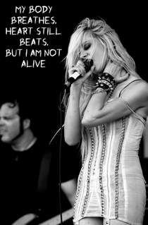 The Pretty Reckless - He Loves You